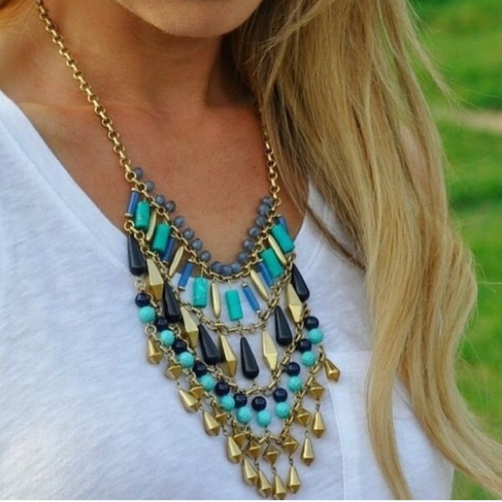 Stella & Dot Malta Bib Necklace